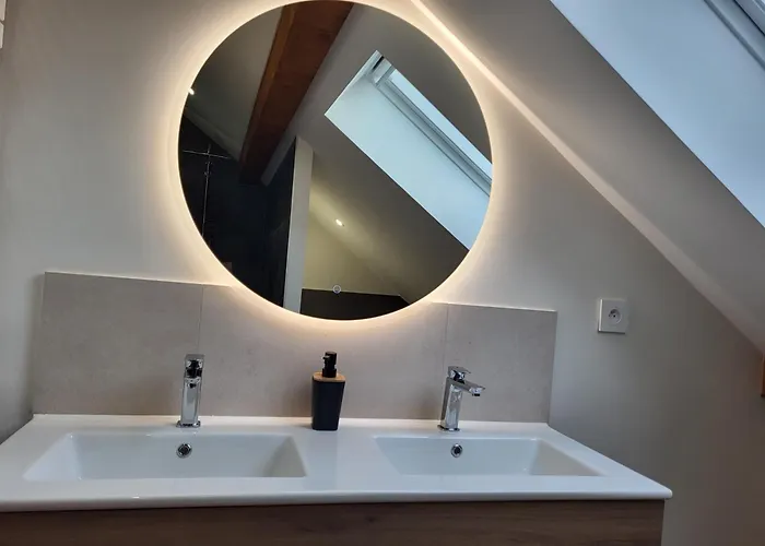 Feriehus Maison Proche Du Avec Jacuzzi Et Sauna Chindrieux